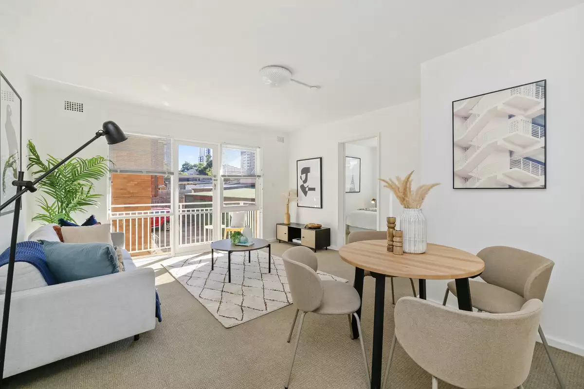 2/59 Albert Crescent, Burwood Sold by Rich & Oliva - image 2
