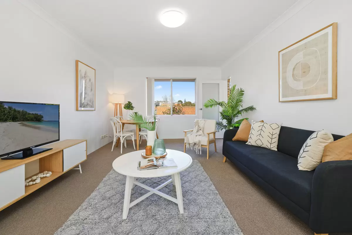 7/30 Queen Street, Ashfield Sold by Rich & Oliva - image 2