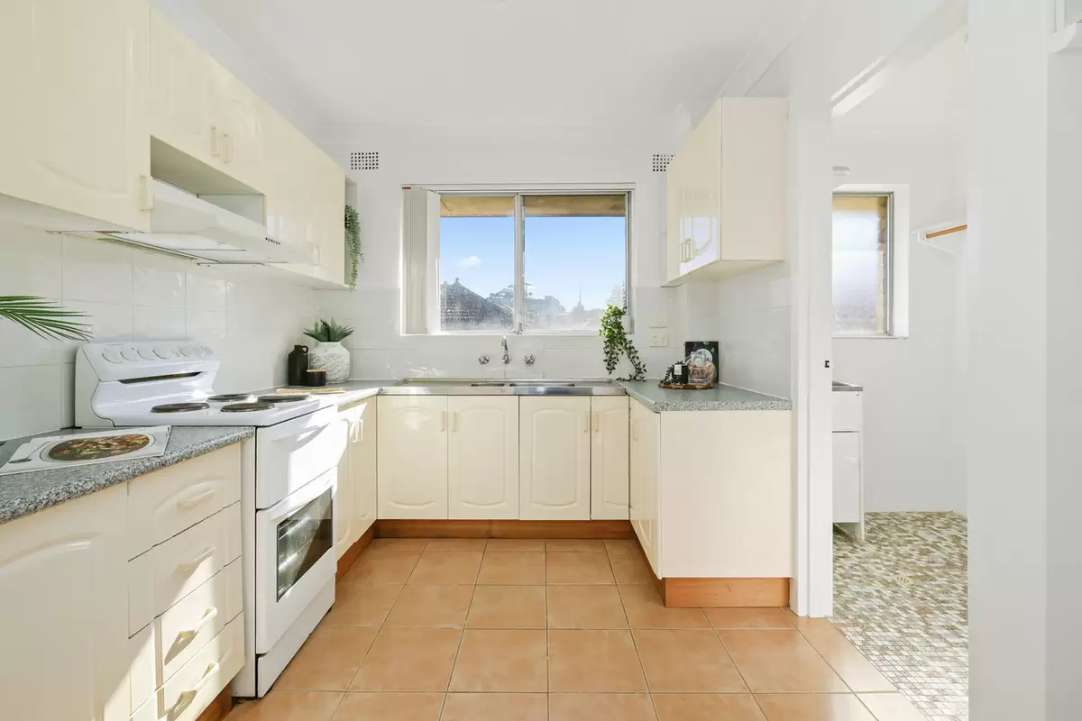 7/30 Queen Street, Ashfield Sold by Rich & Oliva - image 5