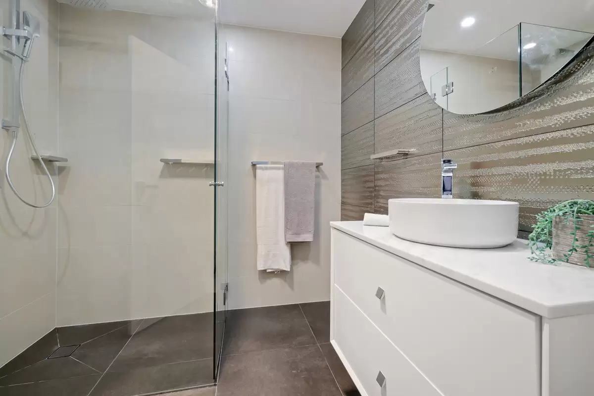 1B/164 Burwood Road, Concord Sold by Rich & Oliva - image 17