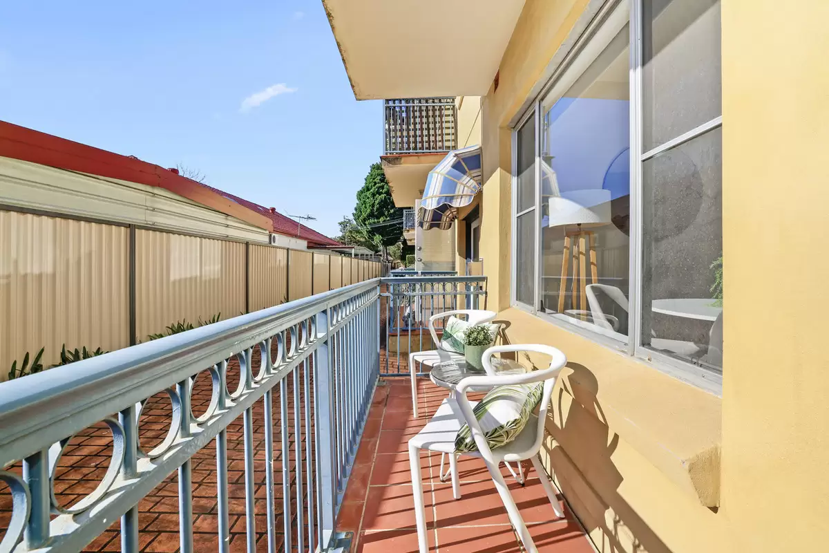 6/5 Jones Street, Croydon Sold by Rich & Oliva - image 9