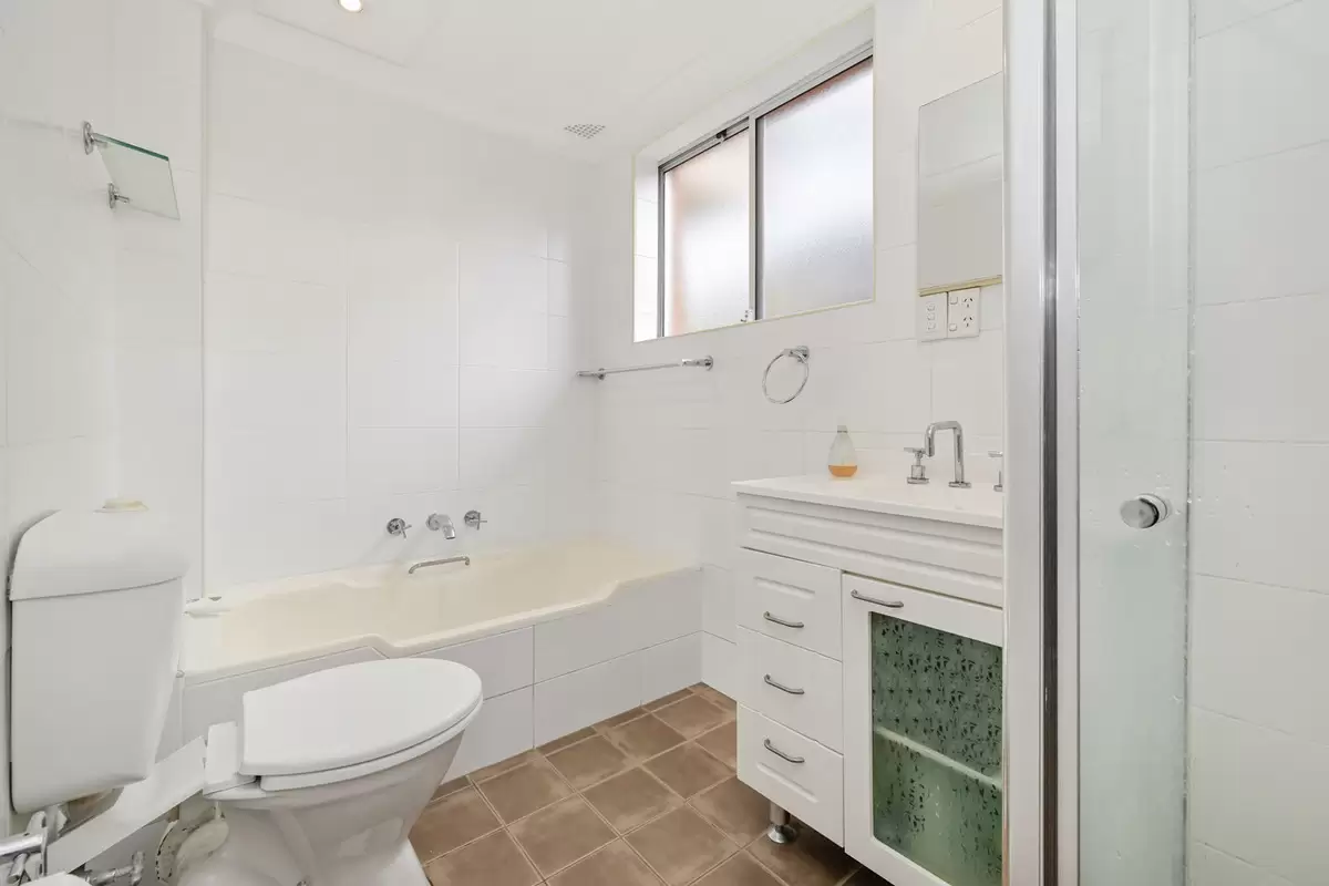 2/112 Bland Street.,, Ashfield Sold by Rich & Oliva - image 7