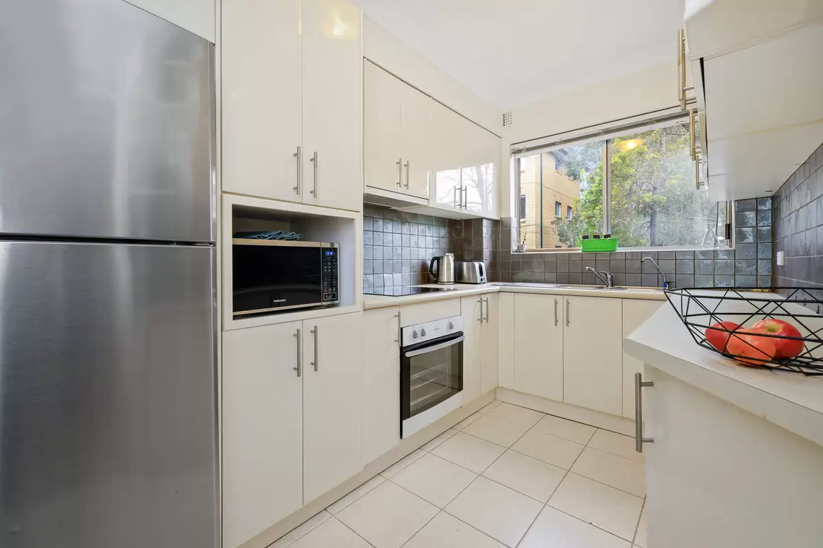 2/112 Bland Street.,, Ashfield Sold by Rich & Oliva - image 3
