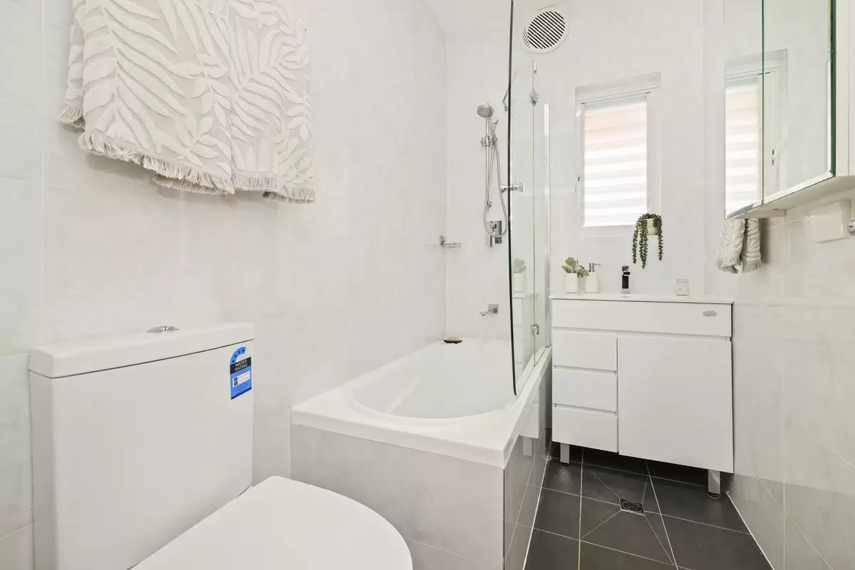 12 Rose Street, Croydon Park Sold by Rich & Oliva - image 9