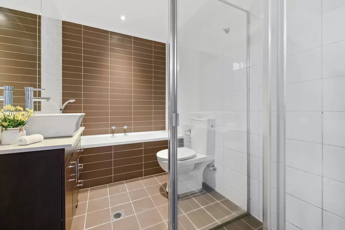 17/10-12 Grantham Street, Burwood Sold by Rich & Oliva - image 8