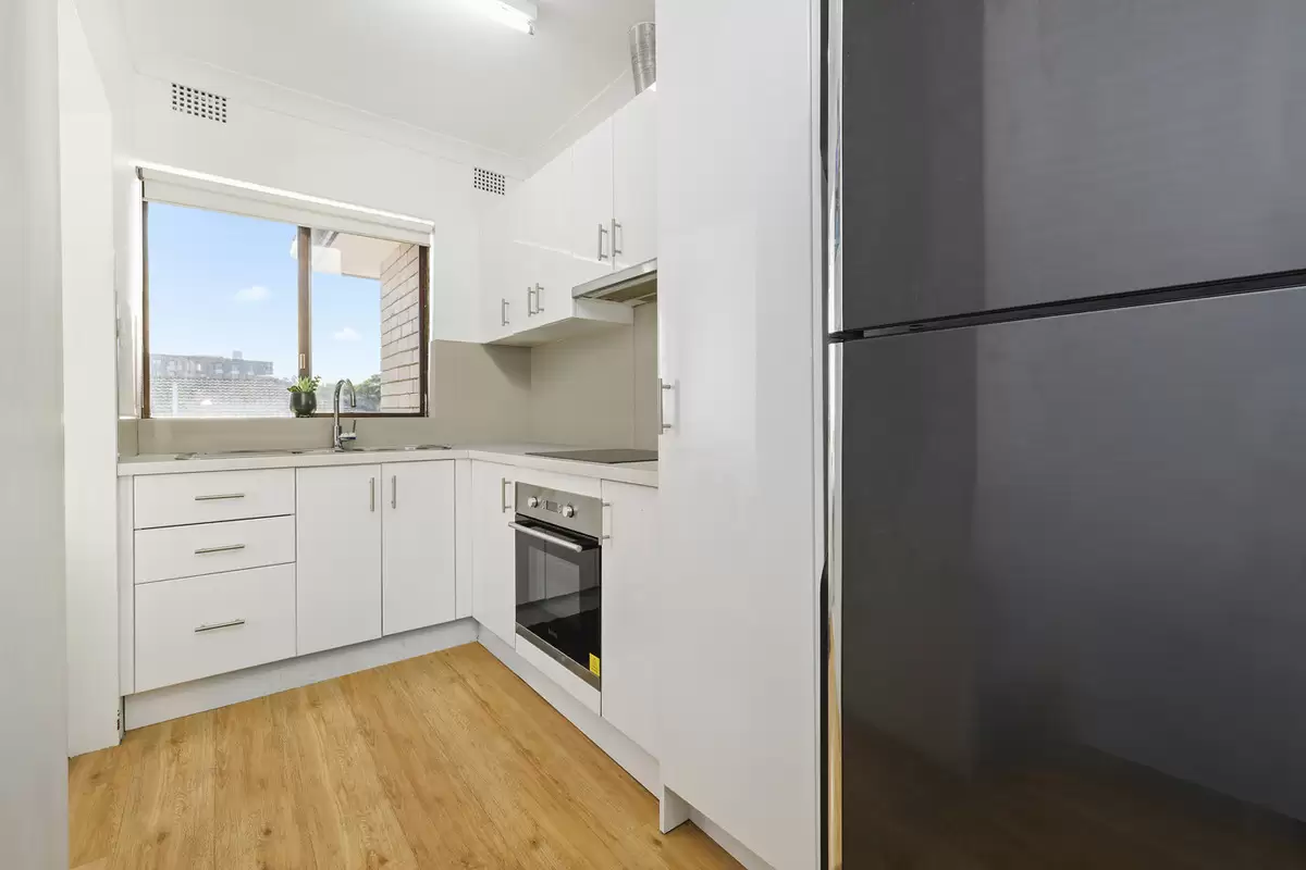 8/41-47 Clyde Street, Croydon Park Sold by Rich & Oliva - image 3