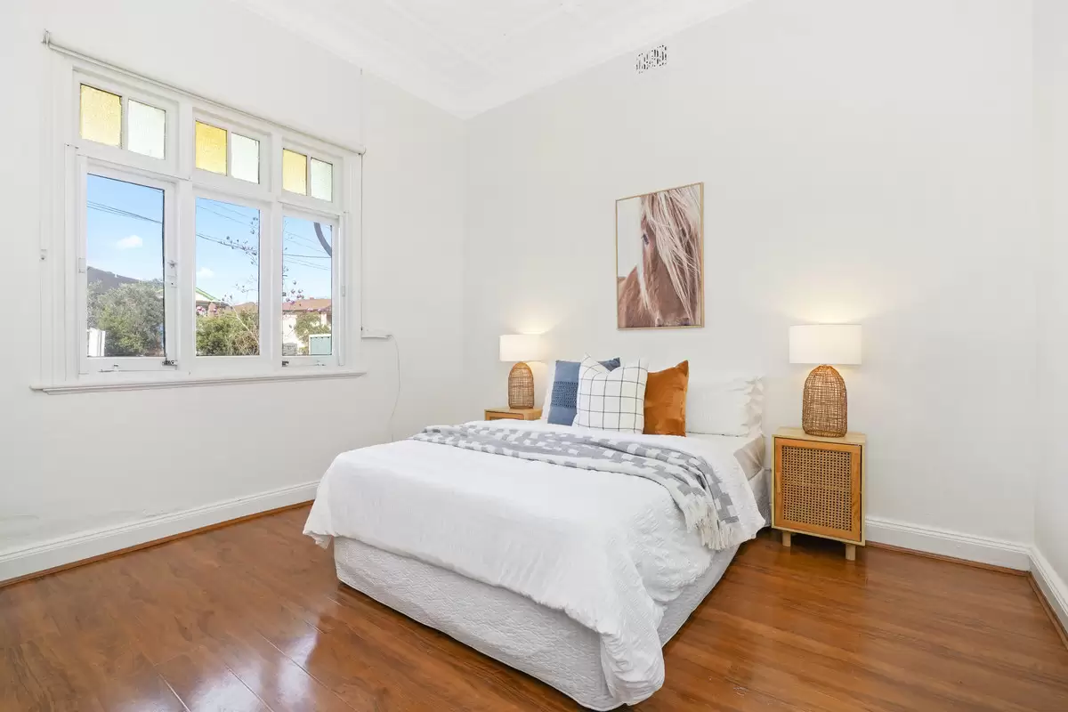 76 Good Street, Granville Sold by Rich & Oliva - image 5