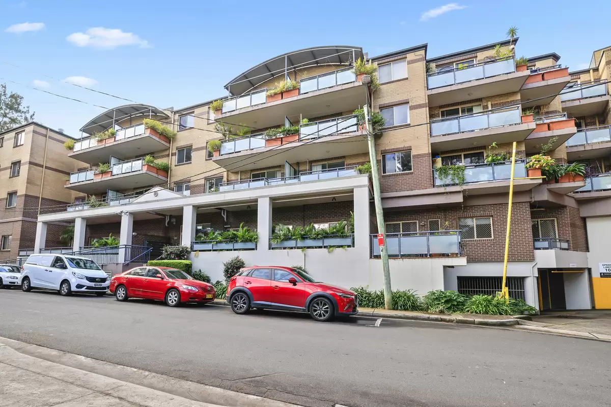 52/12 West Street, Croydon Sold by Rich & Oliva - image 7