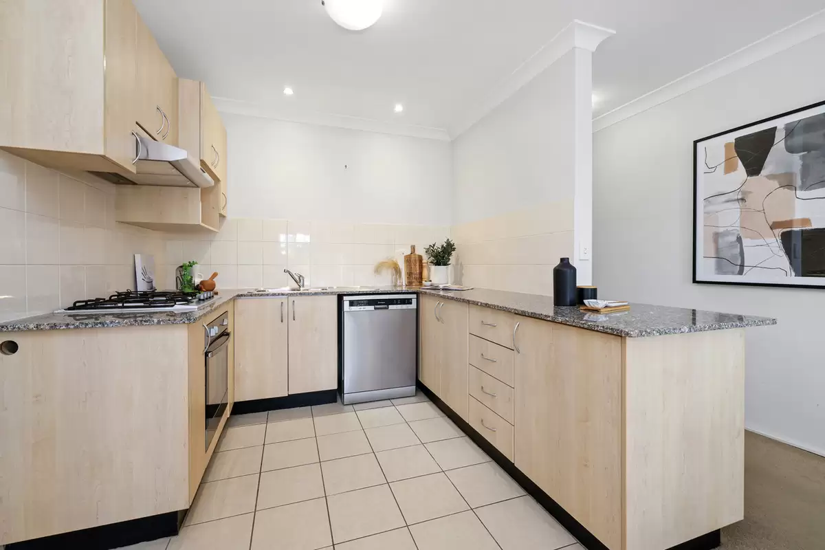 52/12 West Street, Croydon Sold by Rich & Oliva - image 4
