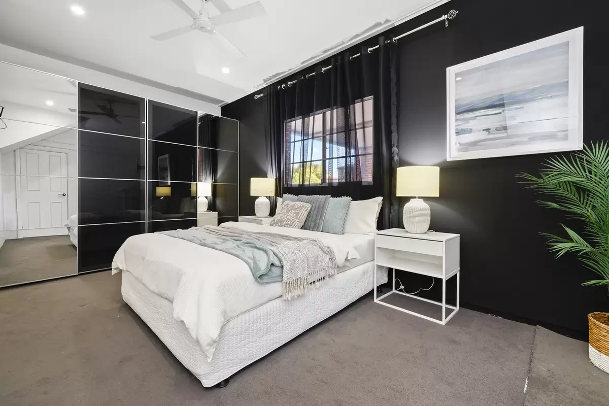 2/76 Lincoln Street, Belfield Sold by Rich & Oliva - image 7