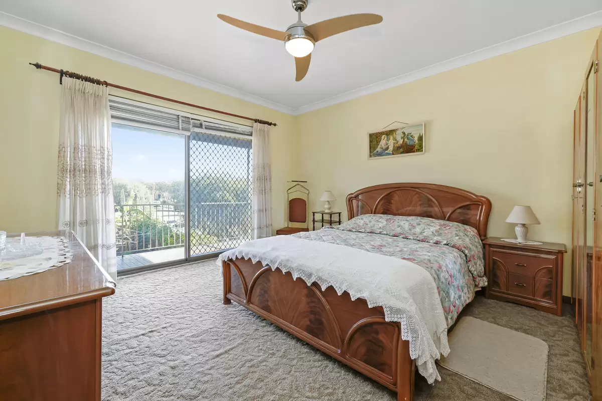 15 Fore Street, Canterbury Sold by Rich & Oliva - image 6