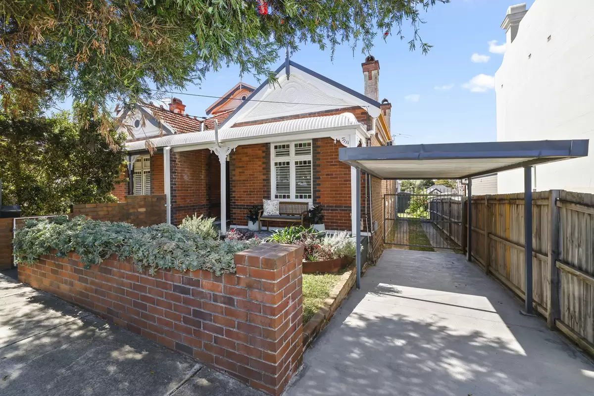 86 Croydon Avenue, Croydon Park Sold by Rich & Oliva - image 2