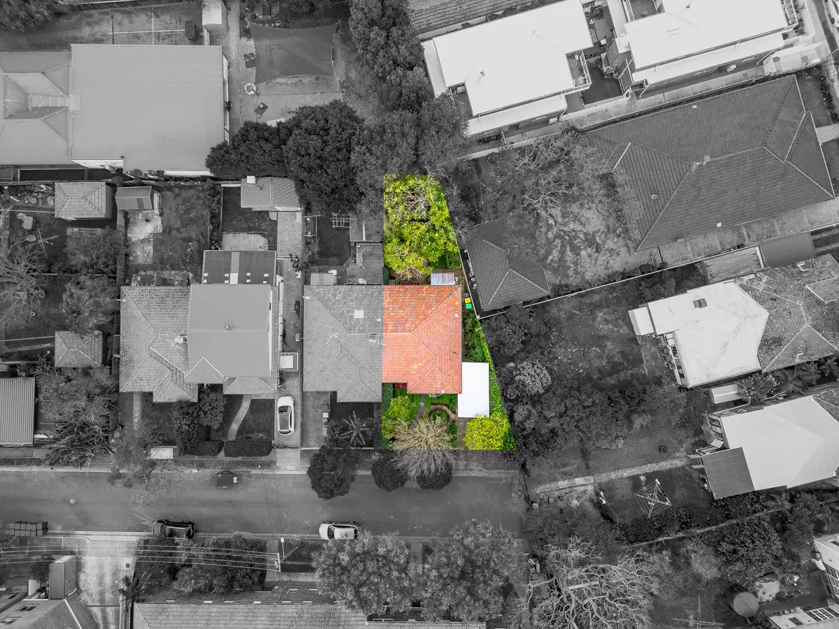 7 Allison Parade, Croydon Sold by Rich & Oliva - image 15