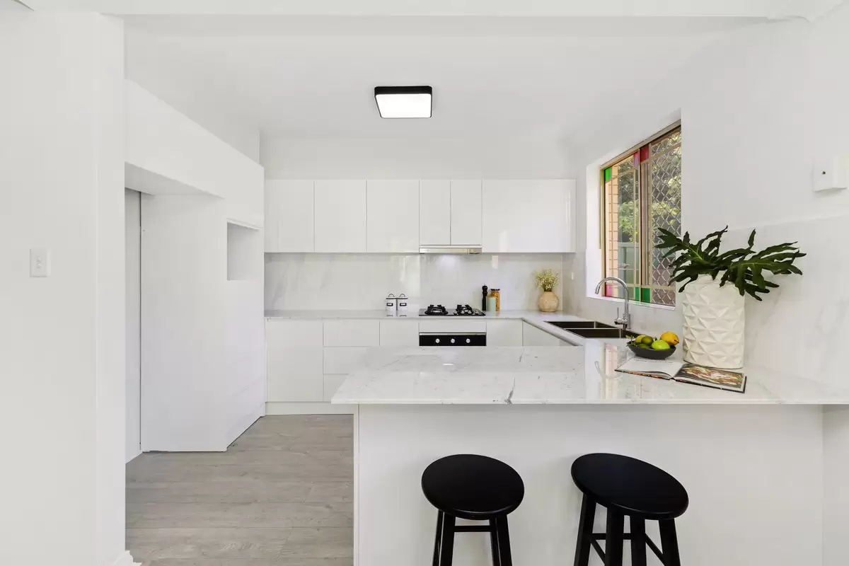 13/23 Cheltenham Road, Croydon Sold by Rich & Oliva - image 4