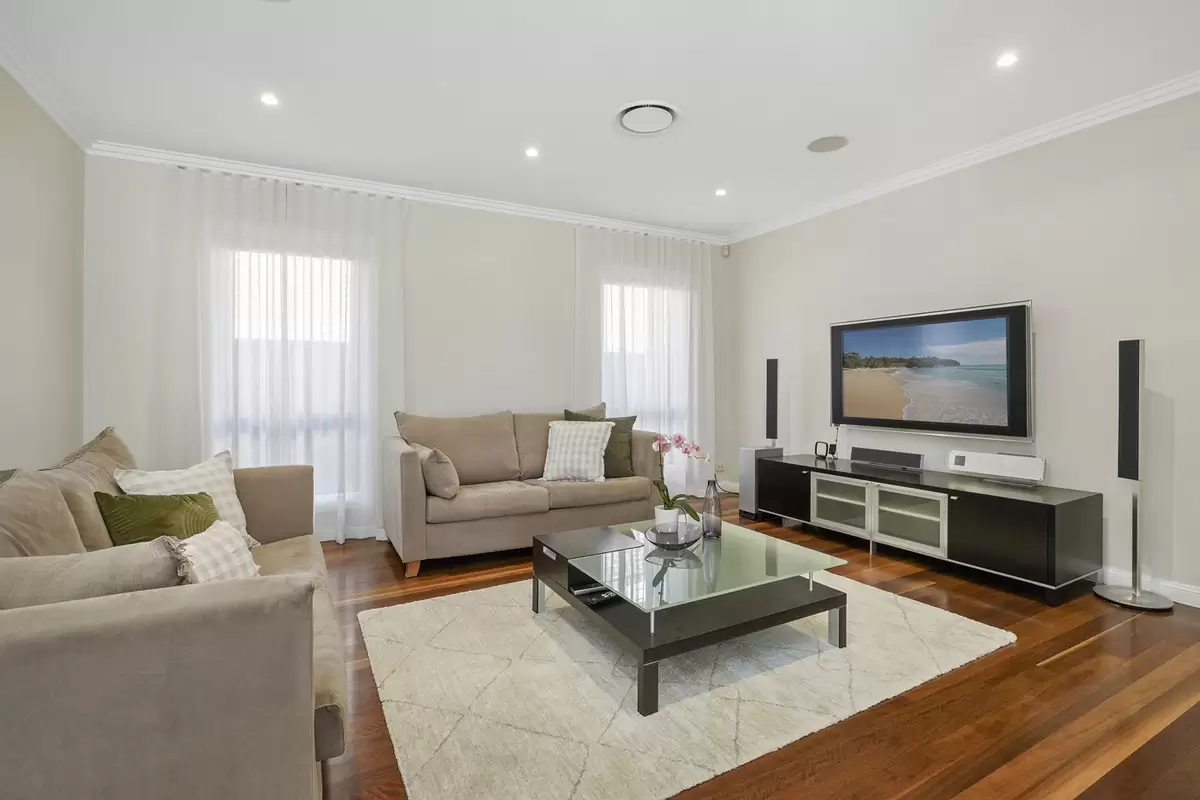 31 Trelawney Street, Croydon Park Sold by Rich & Oliva - image 3