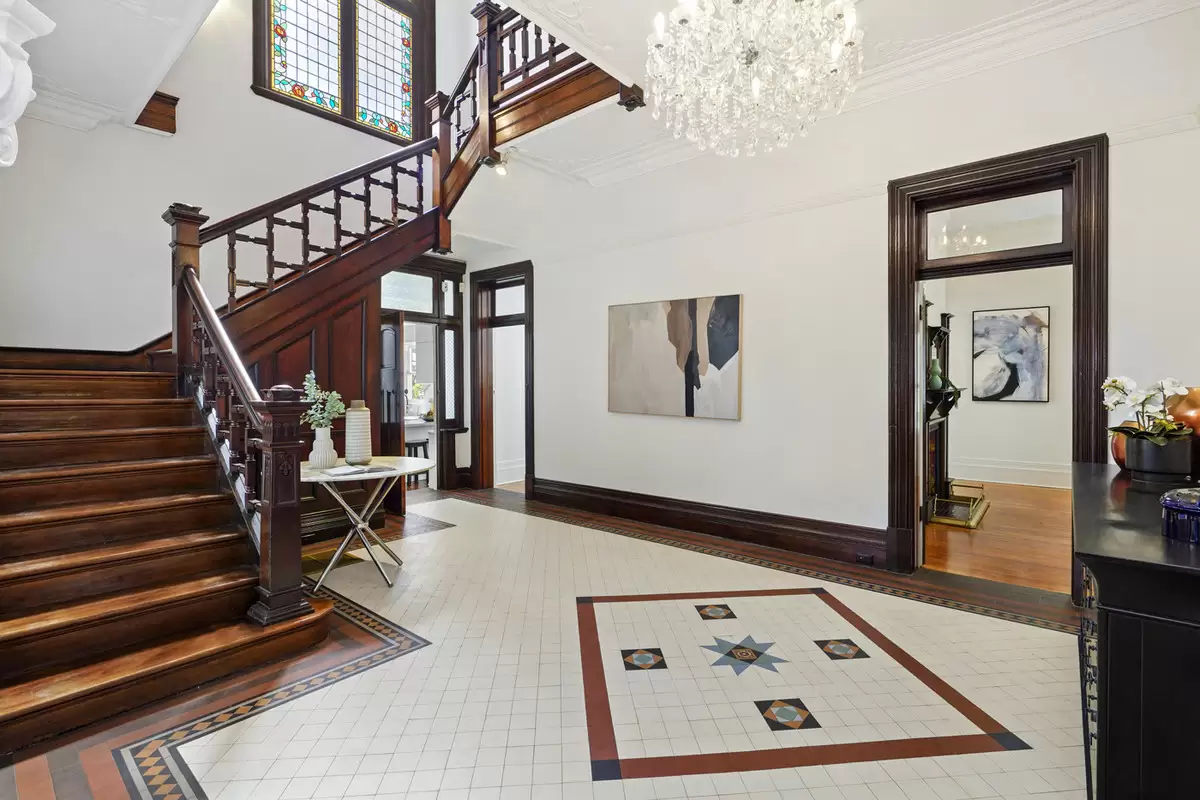 217 Burwood Road, Burwood Sold by Rich & Oliva - image 5