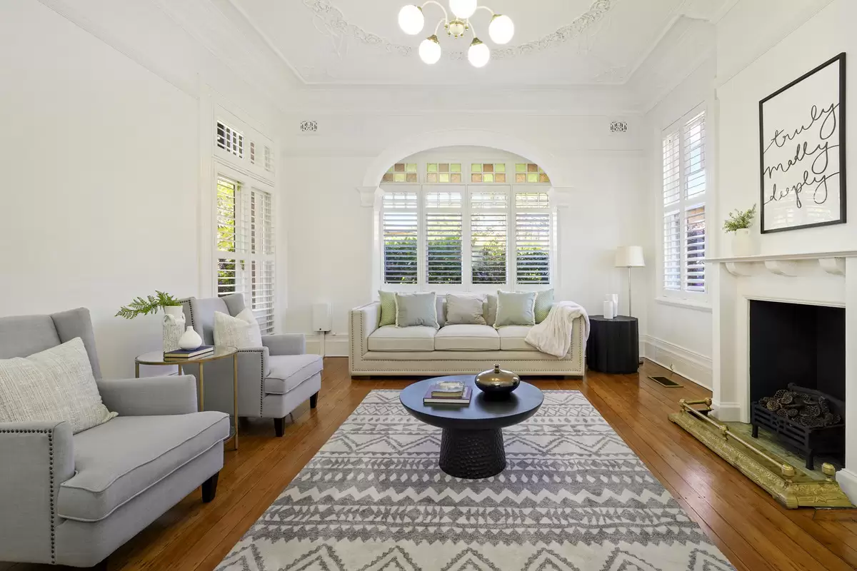 217 Burwood Road, Burwood Sold by Rich & Oliva - image 7
