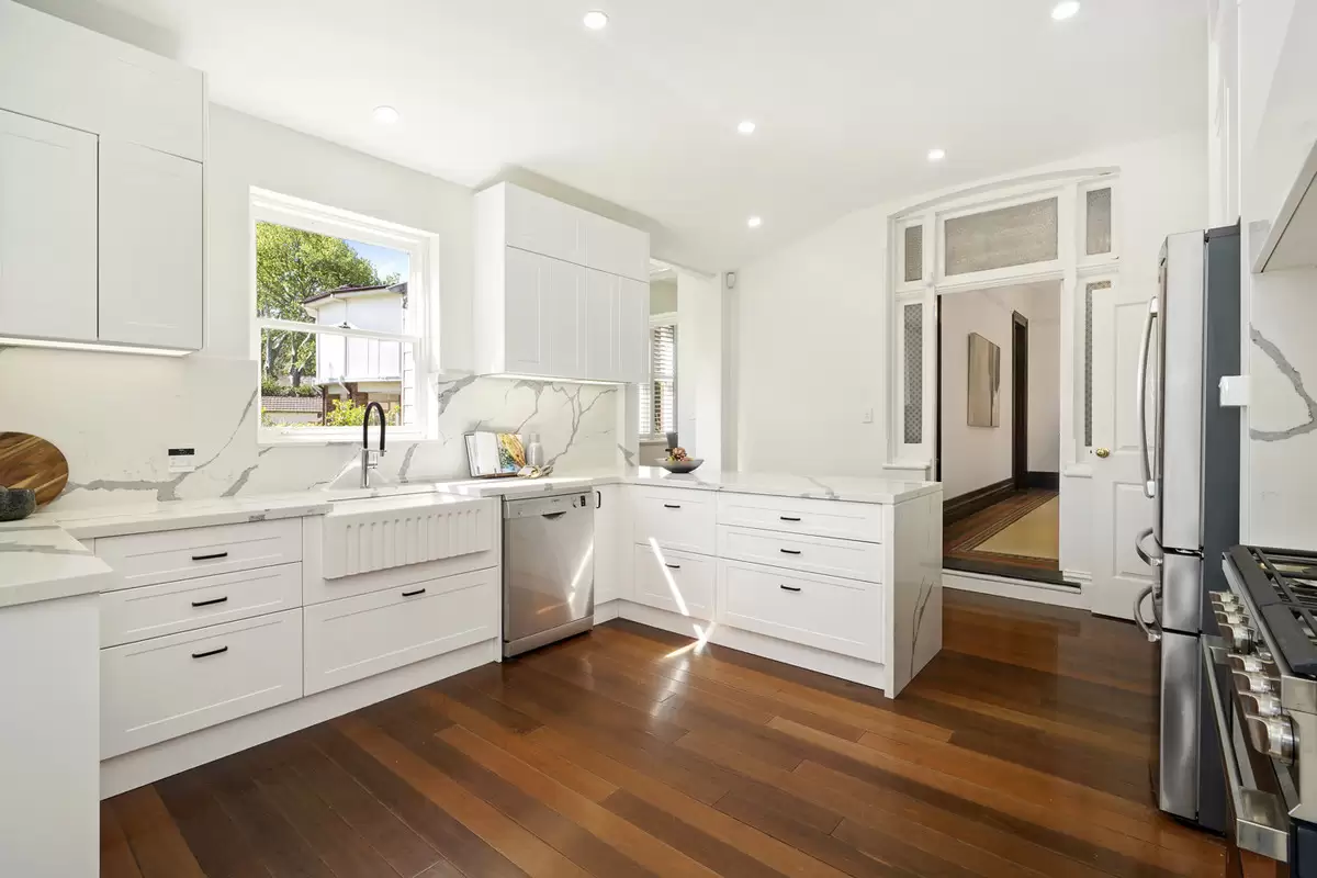 217 Burwood Road, Burwood Sold by Rich & Oliva - image 11