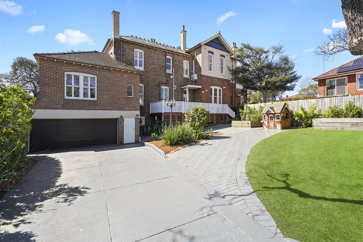 217 Burwood Road, Burwood Sold by Rich & Oliva - image 6