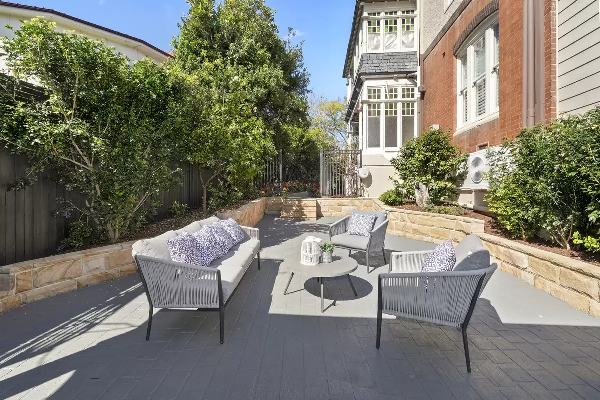 217 Burwood Road, Burwood Sold by Rich & Oliva - image 28