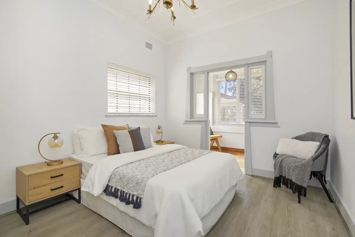 25 Balmoral Avenue, Croydon Park Sold by Rich & Oliva - image 2