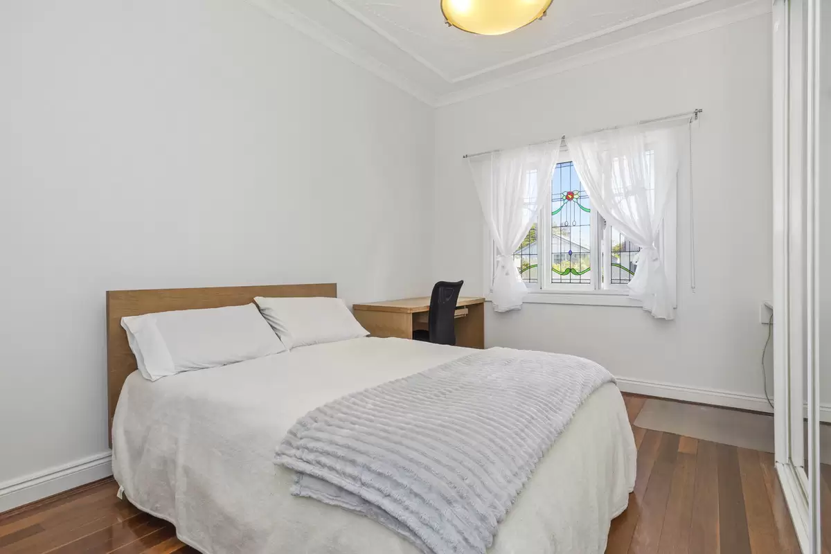 4 Lees Avenue, Croydon Park Sold by Rich & Oliva - image 5
