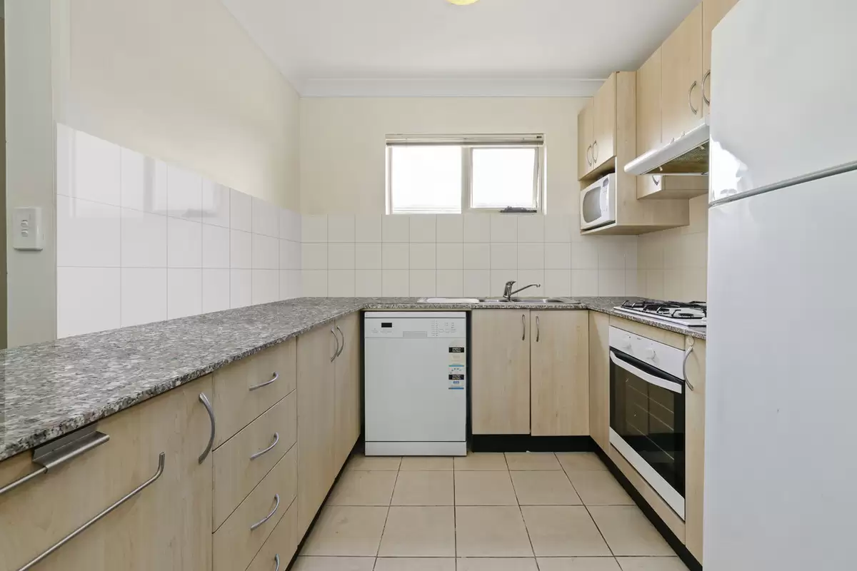 59/12 West Street, Croydon Sold by Rich & Oliva - image 4