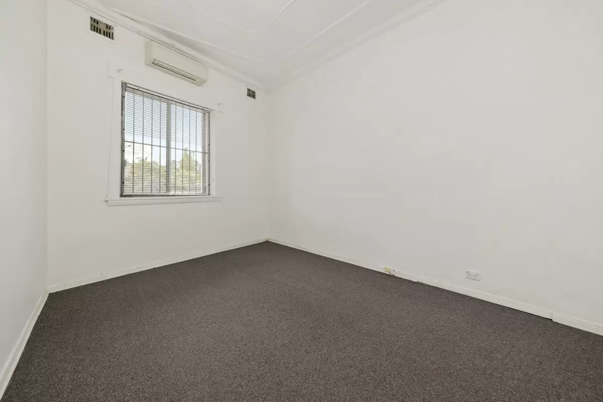 42 Wentworth Street, Croydon Park Sold by Rich & Oliva - image 10