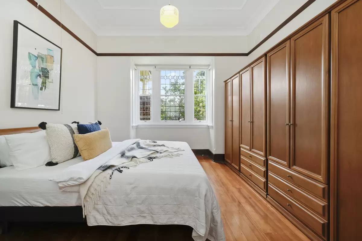 17 Malvern Avenue, Croydon Sold by Rich & Oliva - image 5