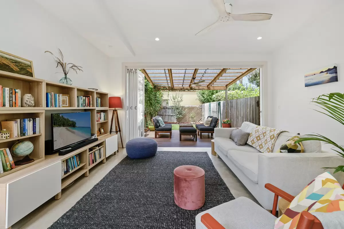 15A Edwin Street, Croydon Sold by Rich & Oliva - image 9