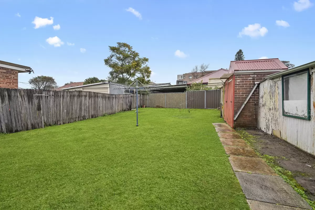 23 Scott Street, Belfield Sold by Rich & Oliva - image 10