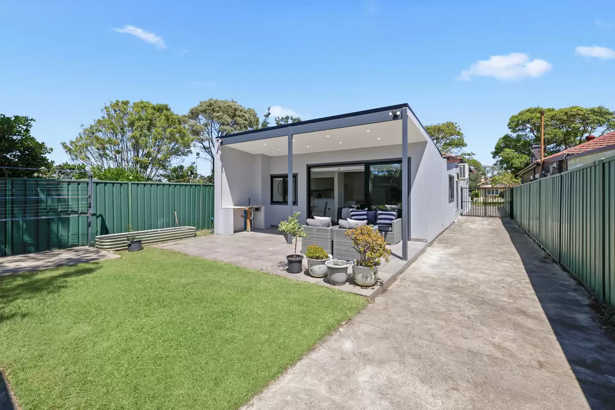 54 Crieff Street, Ashbury Sold by Rich & Oliva - image 14