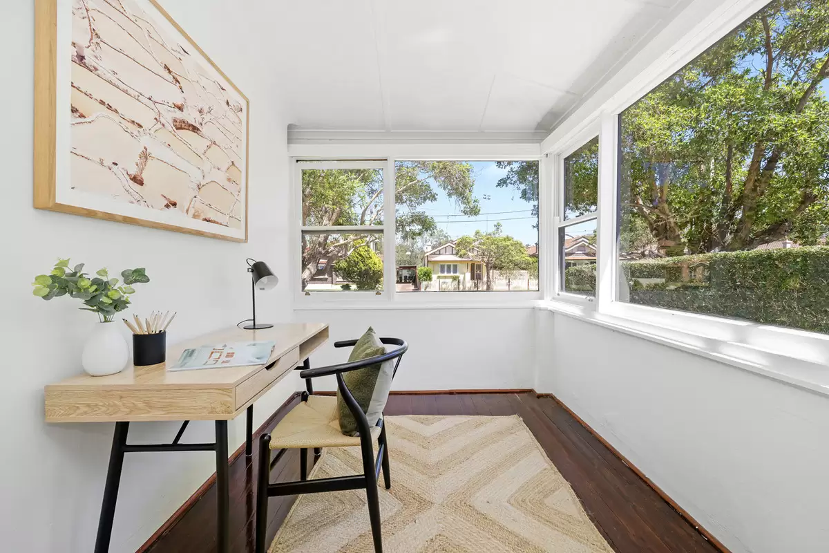 54 Crieff Street, Ashbury Sold by Rich & Oliva - image 2