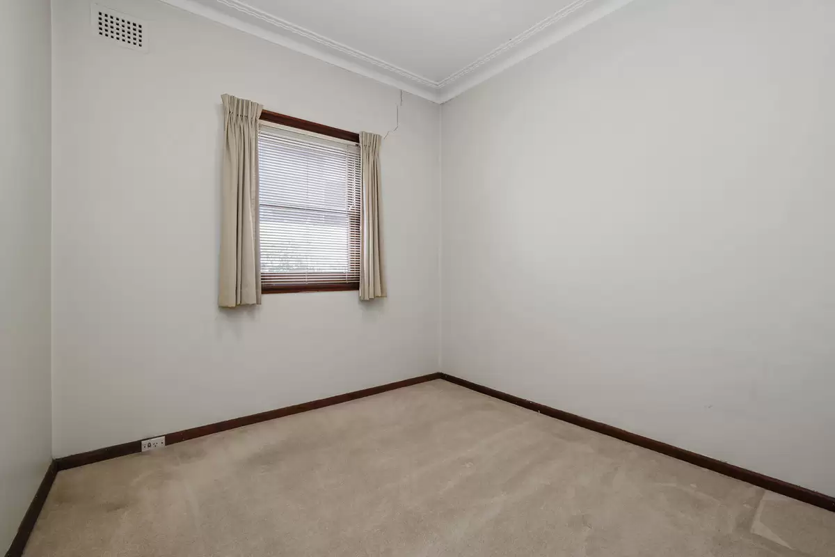 4 Burradoo Road, Beverly Hills Sold by Rich & Oliva - image 3