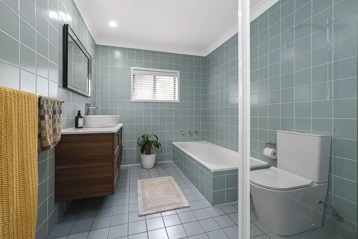 2 Florence Street, Hurlstone Park Sold by Rich & Oliva - image 6