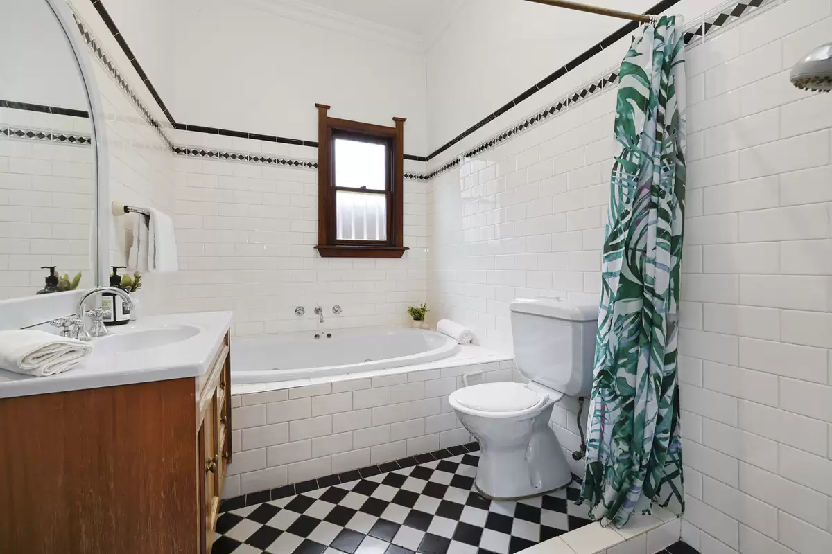 42 Woodlands Road, Ashbury Sold by Rich & Oliva - image 11