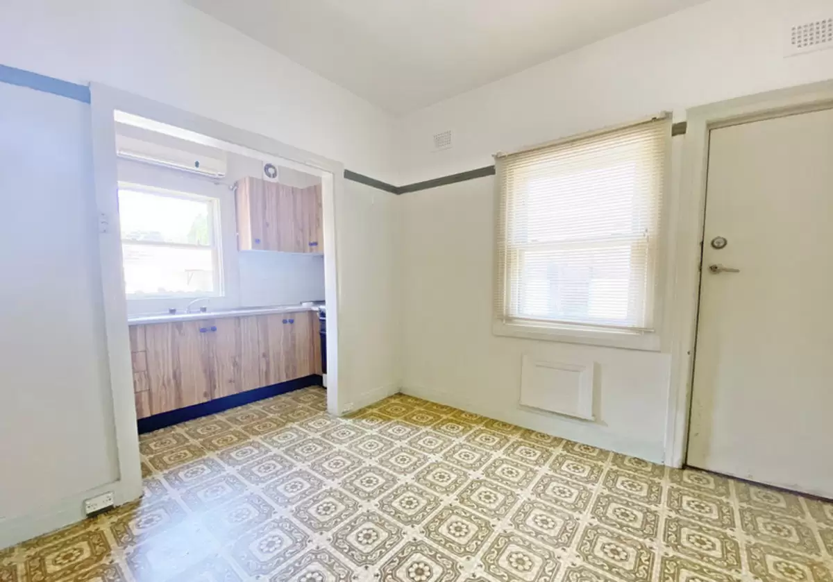 1/254 Stanmore Road, Stanmore Leased by Rich & Oliva - image 3